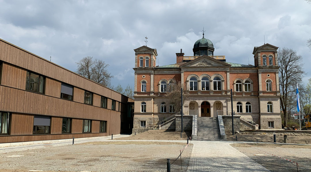 Stützelvilla Windischeschenbach mit modernem Anbau 